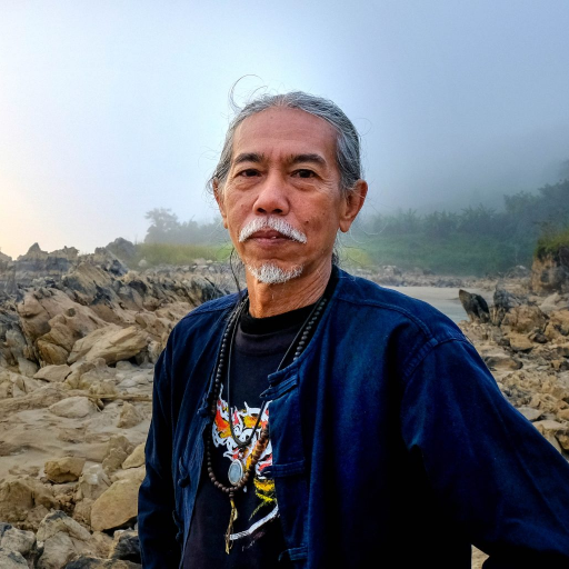 ผู้อำนวยการโฮงเฮียนแม่น้ำของ: นิวัฒน์ ร้อยแก้ว ได้รับรางวัล Goldman Environmental Prize ปี 2565
